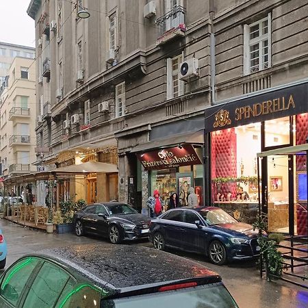Illusion Downtown Apartment Belgrad Exteriör bild