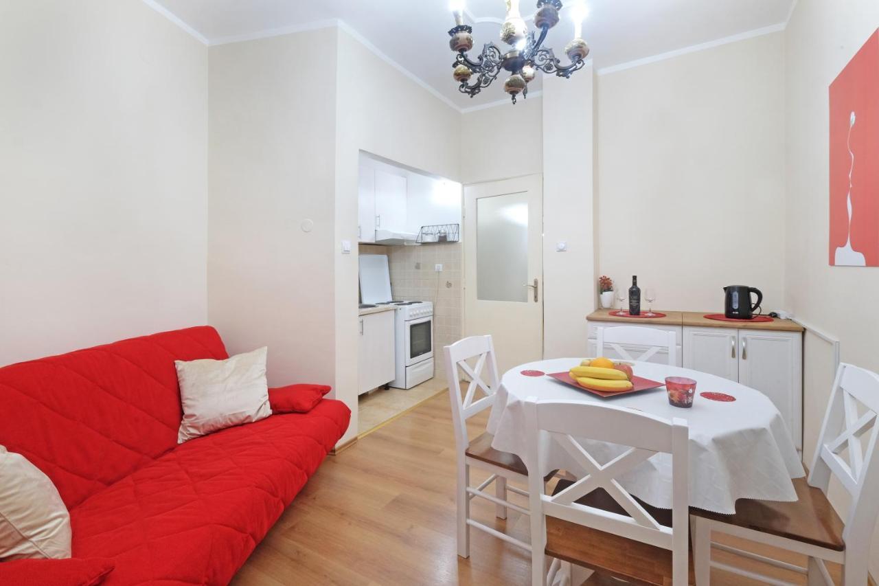 Illusion Downtown Apartment Belgrad Exteriör bild