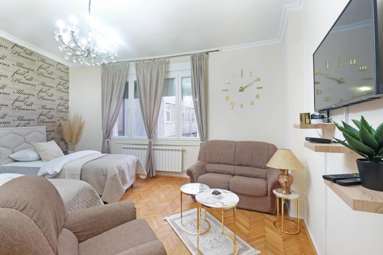 Illusion Downtown Apartment Belgrad Exteriör bild